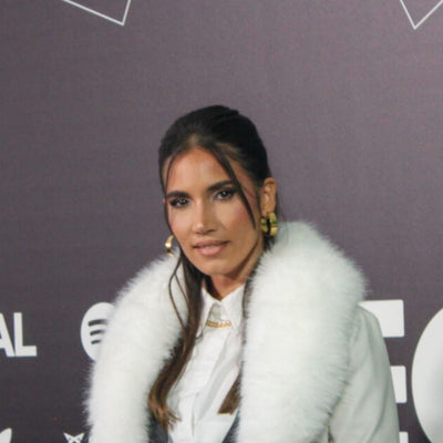 India Martínez mit Lepa Punca-Ohrringen bei der Shopify Equal-Gala in Madrid!