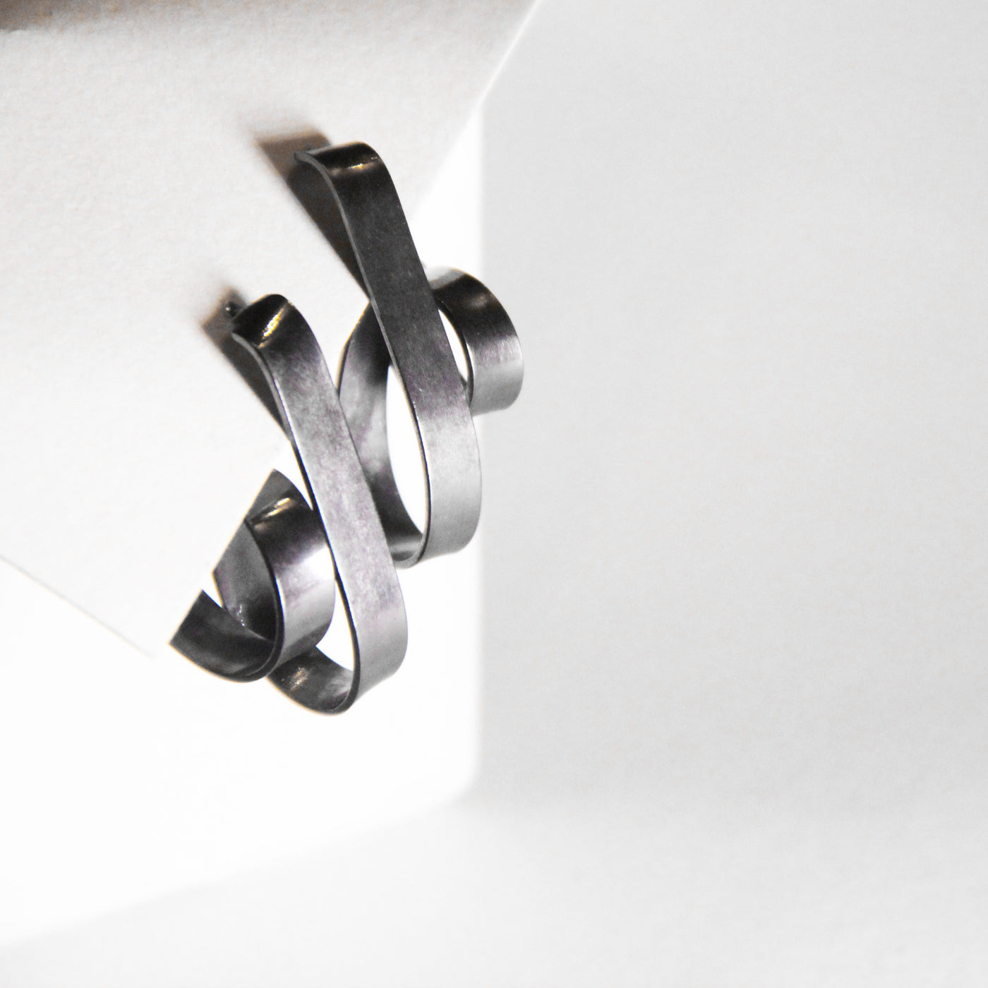 Pendientes Anastasia L Black